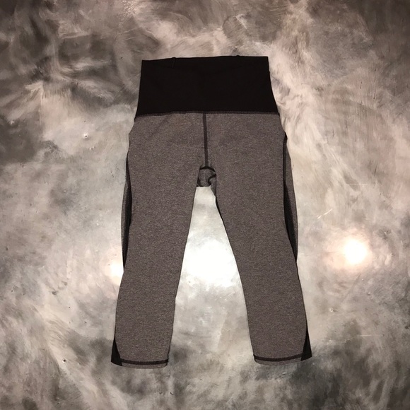 Lululemon Leggings - Cropped - Picture 2 of 7